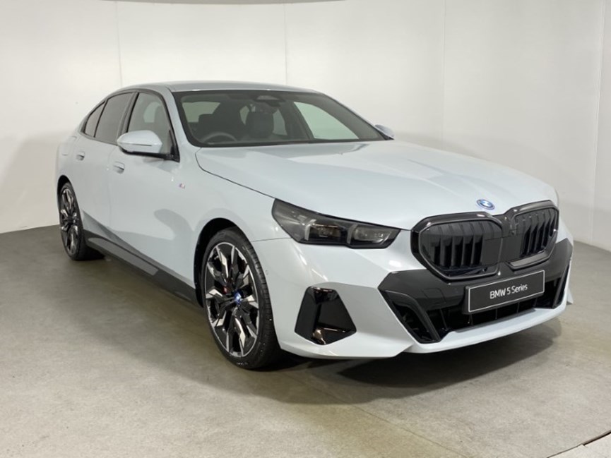 BMW 5 SERIES