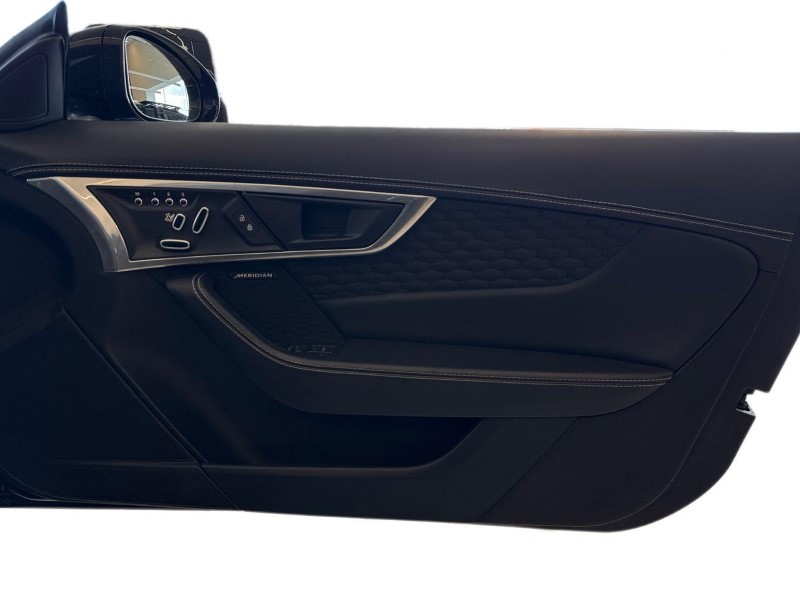 2023 (23) JAGUAR F-TYPE 5.0 P450 Supercharged V8 R-Dynamic Black 2dr Auto 5886919