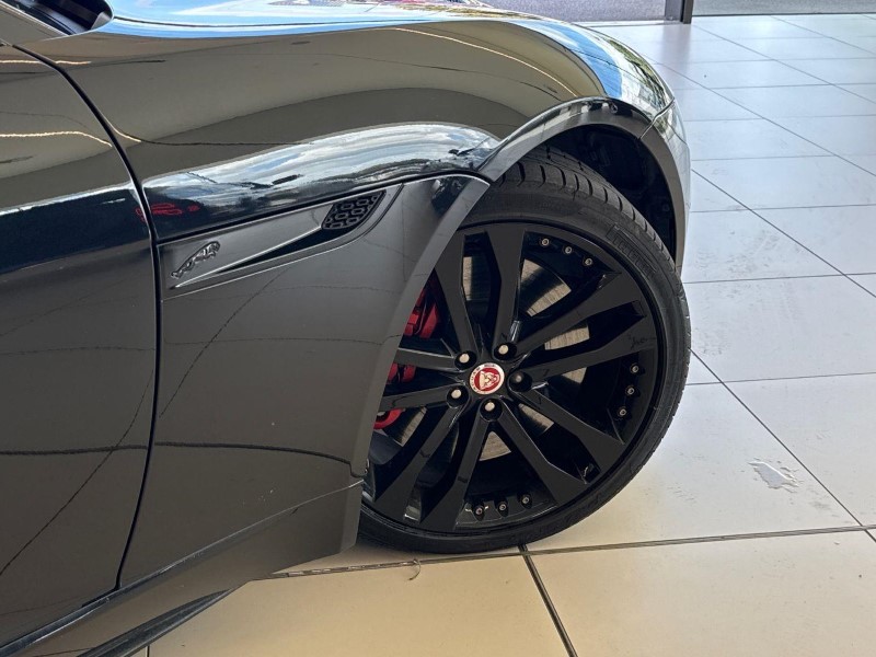 2023 (23) JAGUAR F-TYPE 5.0 P450 Supercharged V8 R-Dynamic Black 2dr Auto 5886944