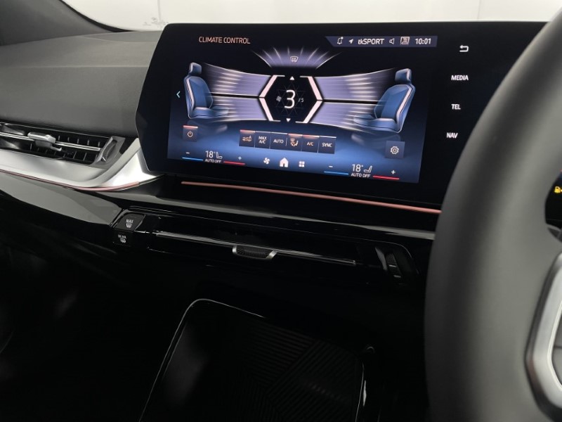  BMW 2 SERIES 220i MHT M Sport 5dr DCT 4383662