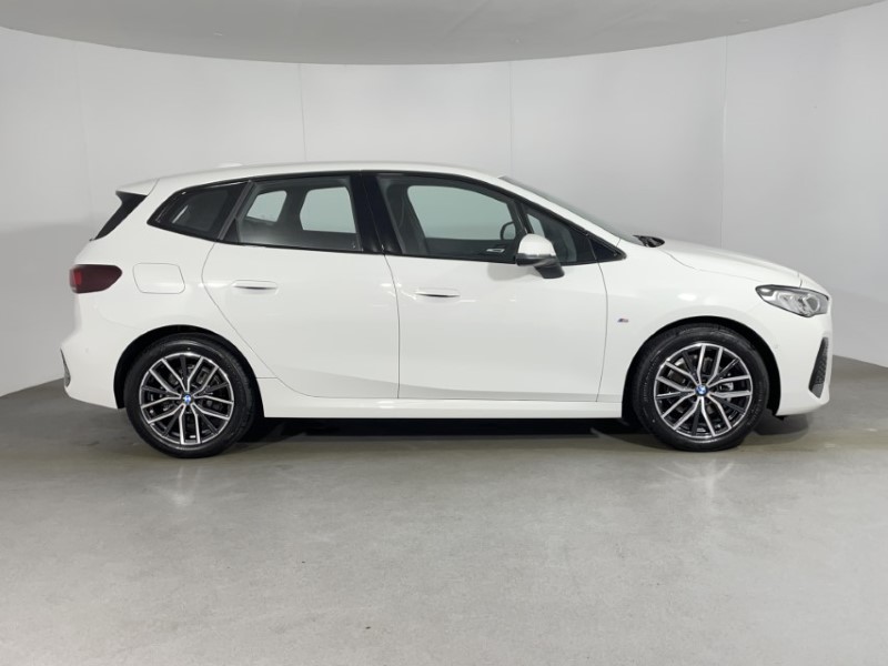  BMW 2 SERIES 220i MHT M Sport 5dr DCT 4383696