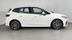 BMW 2 SERIES 220i MHT M Sport 5dr DCT 4383696