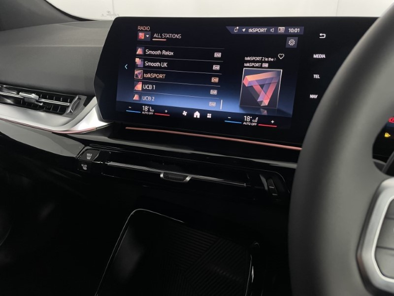  BMW 2 SERIES 220i MHT M Sport 5dr DCT 4383663