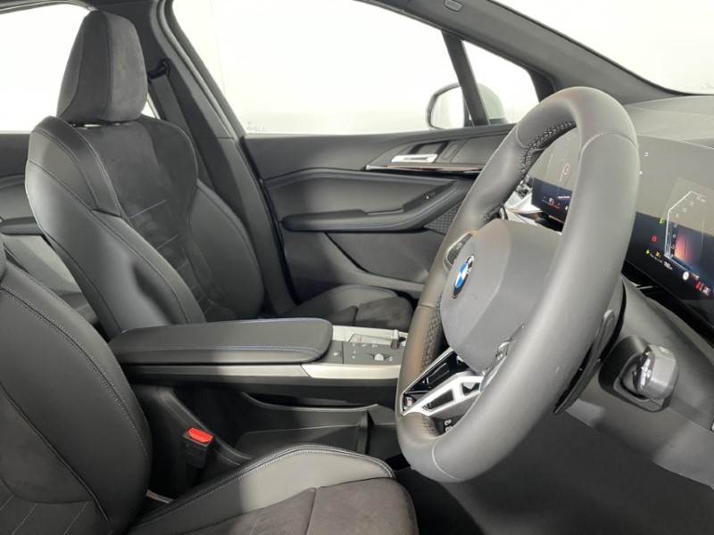  BMW 2 SERIES 220i MHT M Sport 5dr DCT 4383667