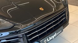 2024 (24) PORSCHE CAYENNE E-Hybrid 5dr Tiptronic S 5841470