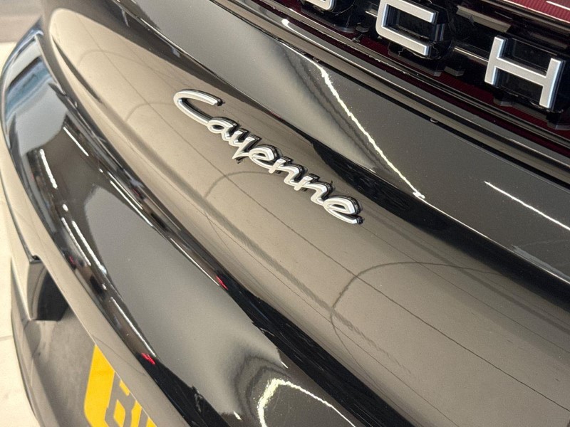 2024 (24) PORSCHE CAYENNE E-Hybrid 5dr Tiptronic S 5841473