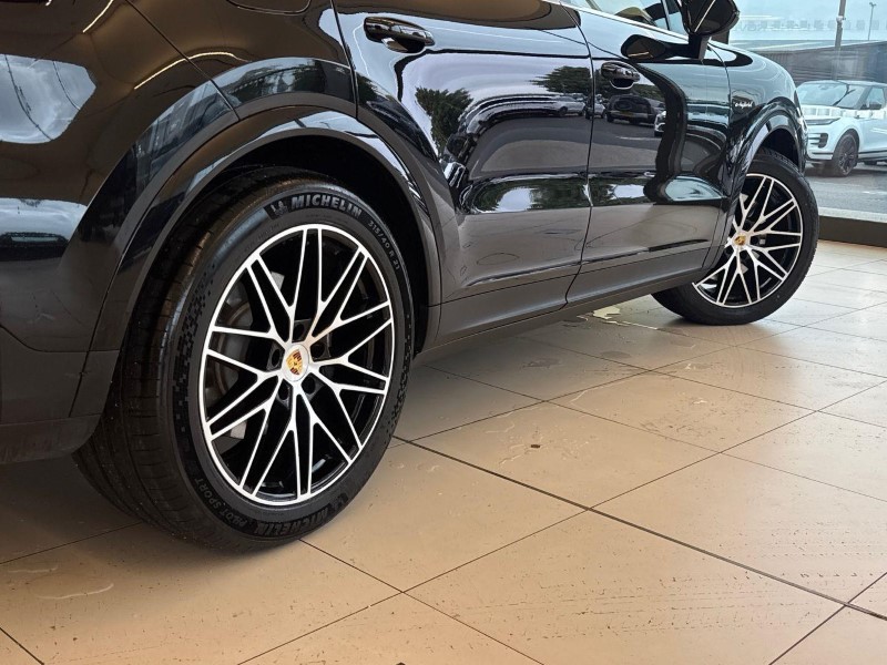 2024 (24) PORSCHE CAYENNE E-Hybrid 5dr Tiptronic S 5841475