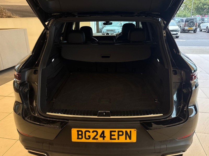 2024 (24) PORSCHE CAYENNE E-Hybrid 5dr Tiptronic S 5841439