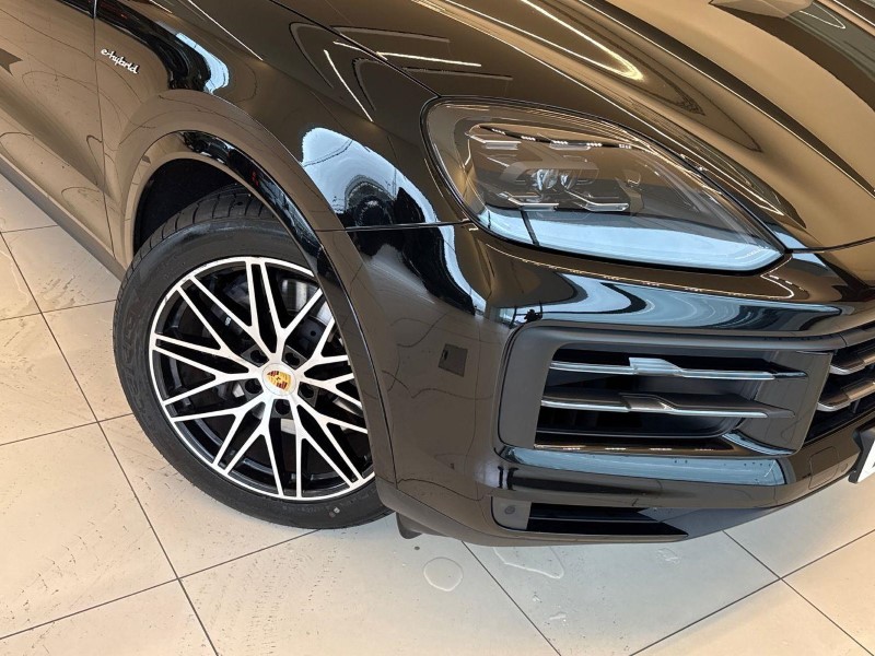 2024 (24) PORSCHE CAYENNE E-Hybrid 5dr Tiptronic S 5841469