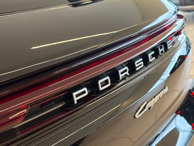 2024 (24) PORSCHE CAYENNE E-Hybrid 5dr Tiptronic S 5841472