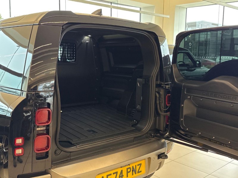 2024 (74) LAND ROVER COMMERCIAL DEFENDER 3.0 D250 Hard Top X-Dynamic HSE Auto [3 Seat] 5838461