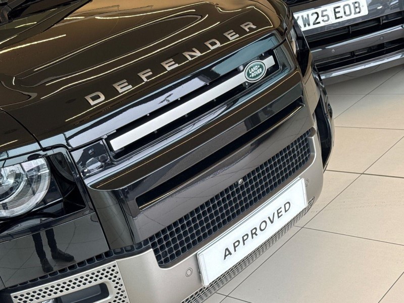 2024 (74) LAND ROVER COMMERCIAL DEFENDER 3.0 D250 Hard Top X-Dynamic HSE Auto [3 Seat] 5838464