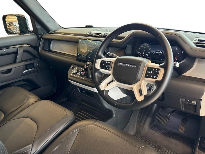 2024 (74) LAND ROVER COMMERCIAL DEFENDER 3.0 D250 Hard Top X-Dynamic HSE Auto [3 Seat] 5838433