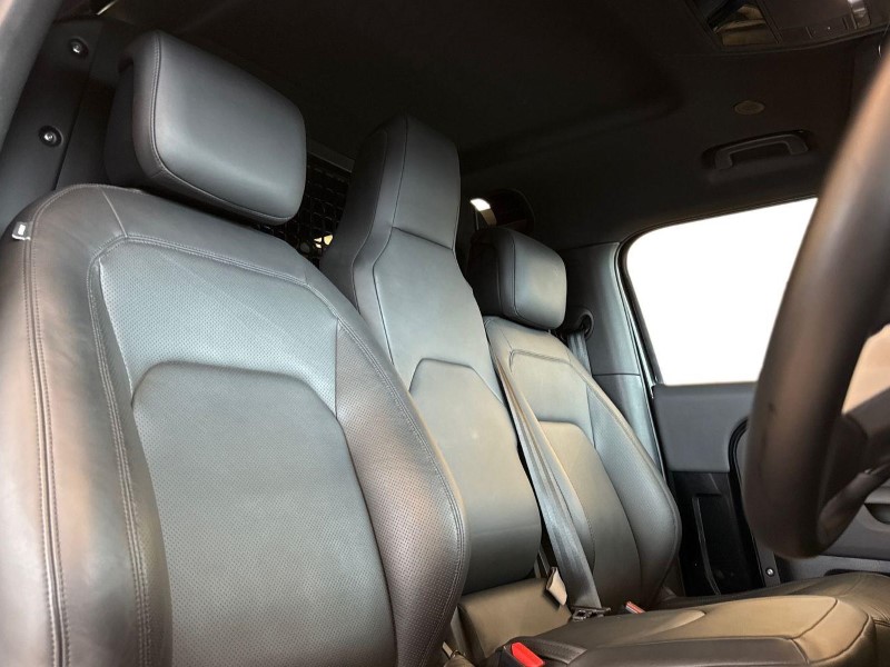 2024 (74) LAND ROVER COMMERCIAL DEFENDER 3.0 D250 Hard Top X-Dynamic HSE Auto [3 Seat] 5838449