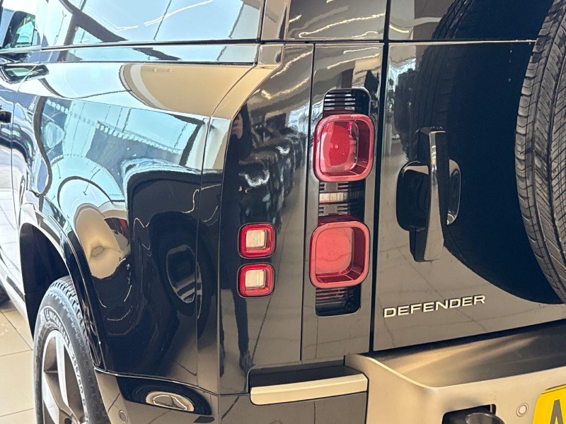 2024 (74) LAND ROVER COMMERCIAL DEFENDER 3.0 D250 Hard Top X-Dynamic HSE Auto [3 Seat] 5838443