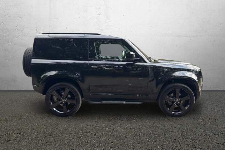 2025 (75) LAND ROVER DEFENDER 3.0 D250 X-Dynamic SE 90 3dr Auto 5624794