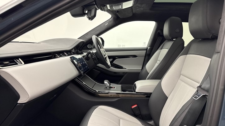 2025 (25) LAND ROVER RANGE ROVER EVOQUE 2.0 D200 Autobiography 5dr Auto [Revised] 5854338