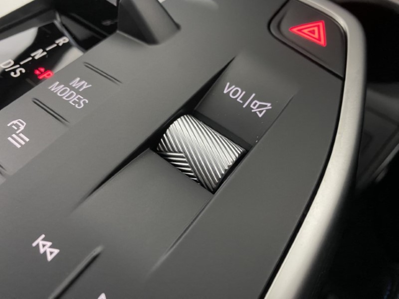  BMW 2 SERIES 230e xDrive M Sport 5dr DCT 4185719