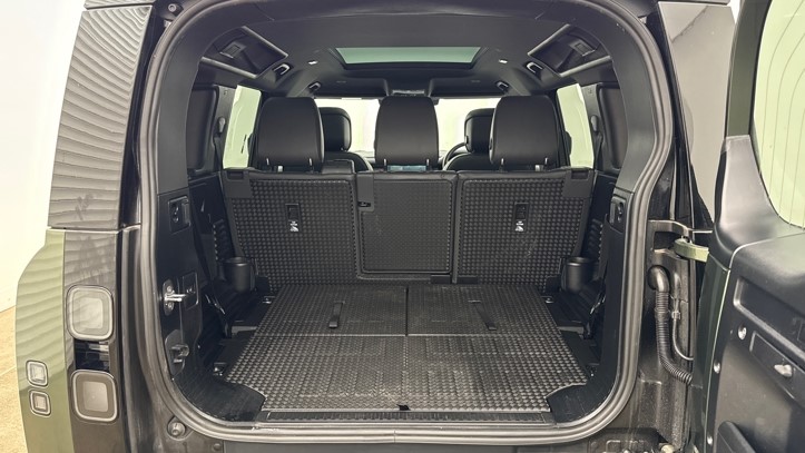2026 (75) LAND ROVER DEFENDER 3.0 D350 X-Dynamic HSE 110 5dr Auto [7 Seat] 5854385