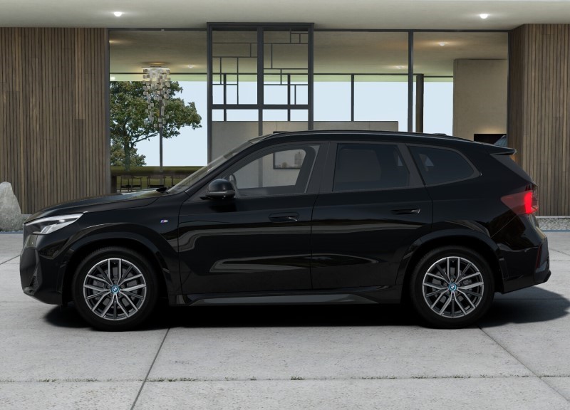  BMW iX1 230kW xDrive30 M Sport 65kWh 5dr Auto 4052691