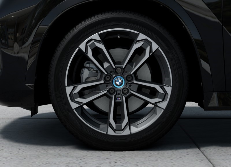  BMW iX1 230kW xDrive30 M Sport 65kWh 5dr Auto 4053040