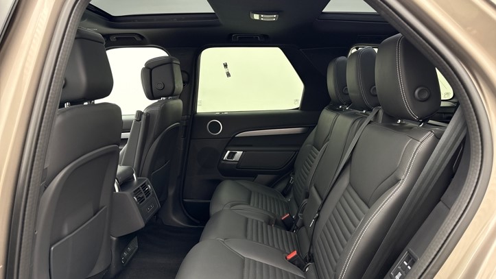 2025 (74) LAND ROVER DISCOVERY 3.0 D350 Dynamic HSE 5dr Auto 5854273