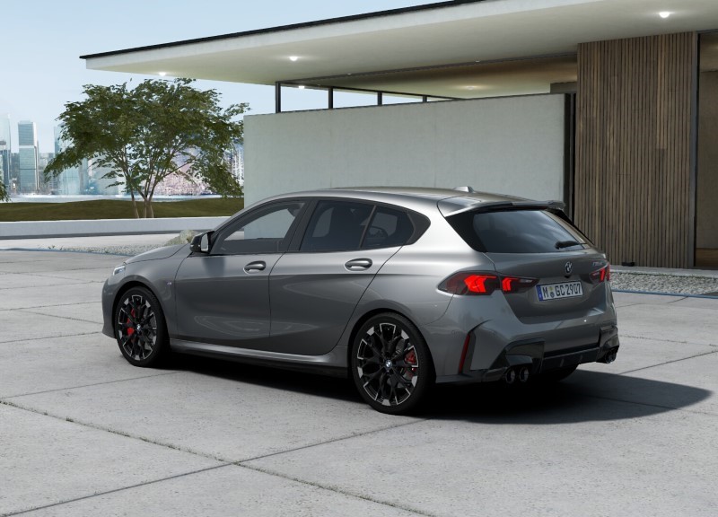  BMW 1 SERIES M135 xDrive 5dr Step Auto [Pro Pack] 4051316