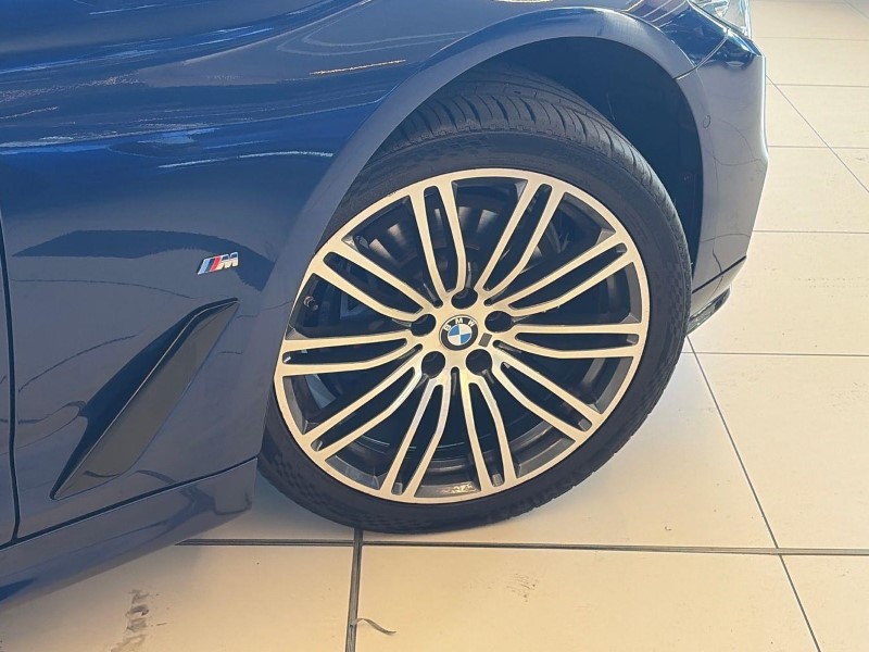 2019 (69) BMW 5 SERIES 530e M Sport 4dr Auto 5935745