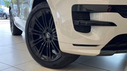 2025 (75) LAND ROVER RANGE ROVER SPORT 3.0 P460e Dynamic SE 5dr Auto 5878238