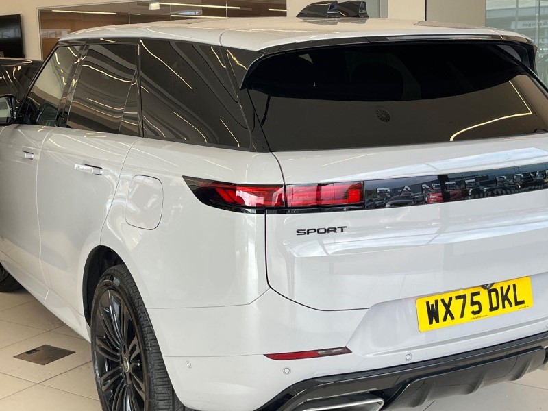 2025 (75) LAND ROVER RANGE ROVER SPORT 3.0 P460e Dynamic SE 5dr Auto 5878241