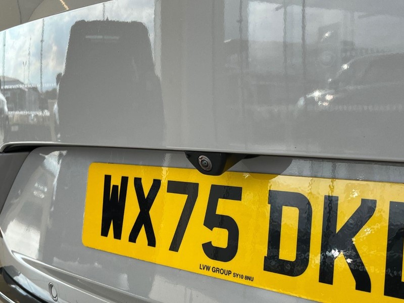 2025 (75) LAND ROVER RANGE ROVER SPORT 3.0 P460e Dynamic SE 5dr Auto 5878235
