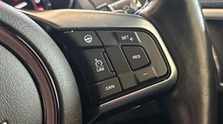 2019 (19) JAGUAR F-TYPE 3.0 Supercharged V6 R-Dynamic 2dr Auto 5875085