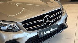 2019 (19) MERCEDES-BENZ GLC 250d 4Matic AMG Night Edition 5dr 9G-Tronic 5910845