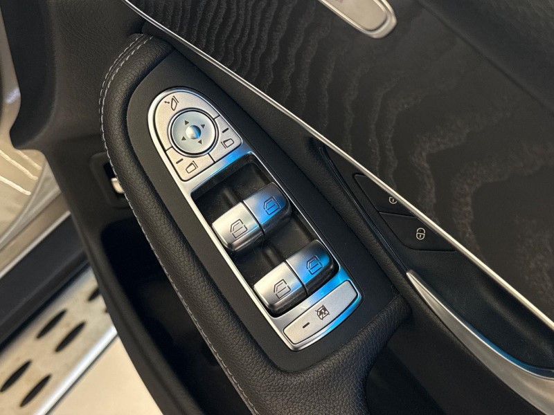 2019 (19) MERCEDES-BENZ GLC 250d 4Matic AMG Night Edition 5dr 9G-Tronic 5910827