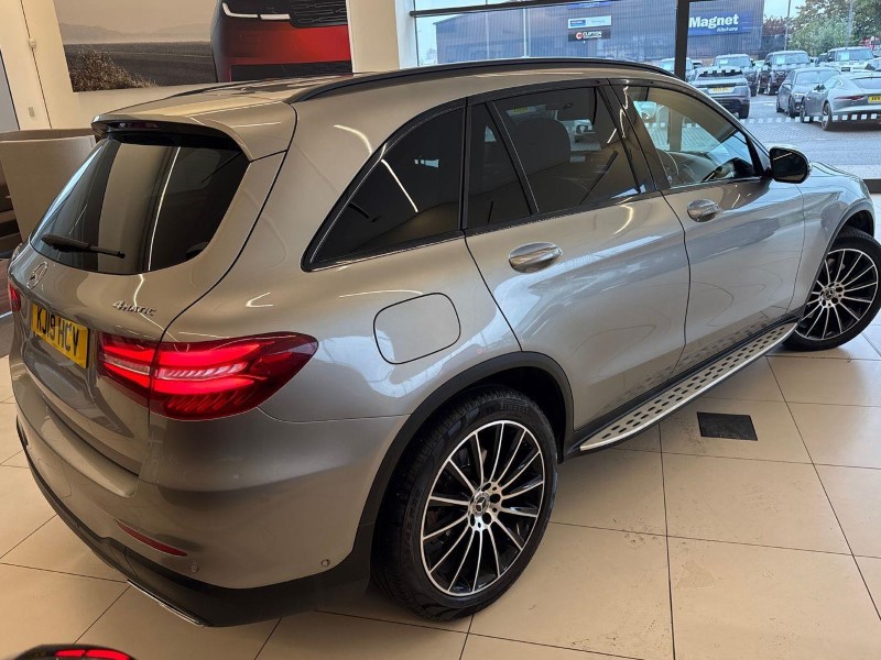 2019 (19) MERCEDES-BENZ GLC 250d 4Matic AMG Night Edition 5dr 9G-Tronic 5910856
