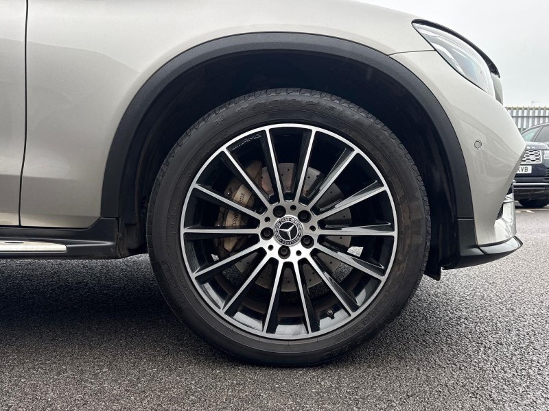 2019 (19) MERCEDES-BENZ GLC 250d 4Matic AMG Night Edition 5dr 9G-Tronic 5910812