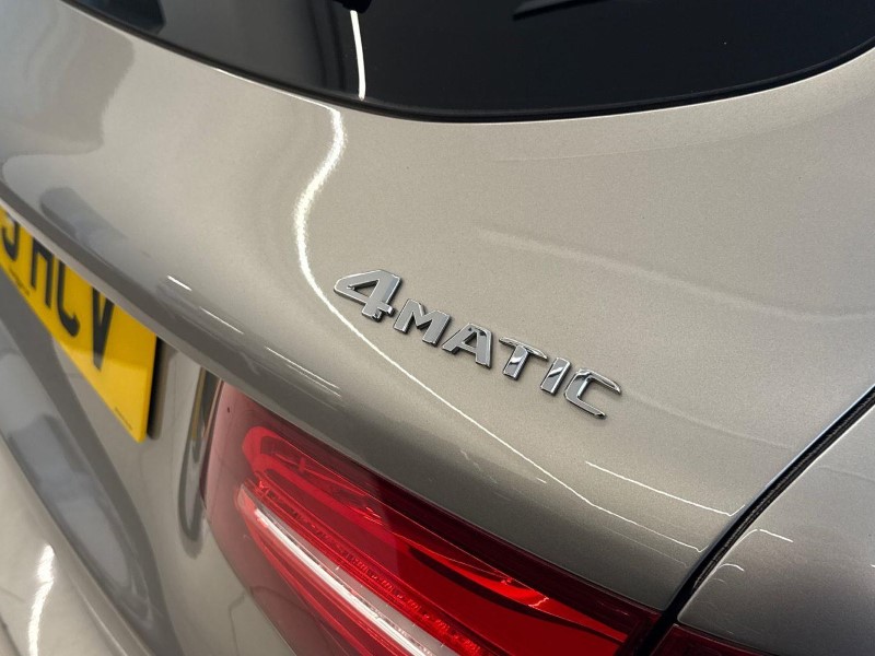 2019 (19) MERCEDES-BENZ GLC 250d 4Matic AMG Night Edition 5dr 9G-Tronic 5910848