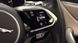 2022 (22) JAGUAR F-PACE 2.0 D200 R-Dynamic SE 5dr Auto AWD 5880776