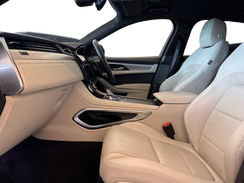 2022 (22) JAGUAR F-PACE 2.0 D200 R-Dynamic SE 5dr Auto AWD 5880751