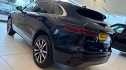 2022 (22) JAGUAR F-PACE 2.0 D200 R-Dynamic SE 5dr Auto AWD 5880803