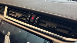 2022 (22) JAGUAR F-PACE 2.0 D200 R-Dynamic SE 5dr Auto AWD 5880782