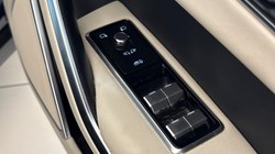 2022 (22) JAGUAR F-PACE 2.0 D200 R-Dynamic SE 5dr Auto AWD 5880770