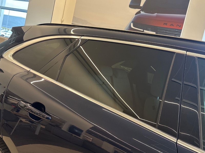 2022 (22) JAGUAR F-PACE 2.0 D200 R-Dynamic SE 5dr Auto AWD 5880798