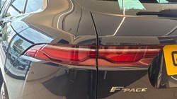 2022 (22) JAGUAR F-PACE 2.0 D200 R-Dynamic SE 5dr Auto AWD 5880767