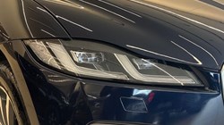 2022 (22) JAGUAR F-PACE 2.0 D200 R-Dynamic SE 5dr Auto AWD 5880765