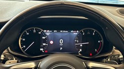 2022 (22) JAGUAR F-PACE 2.0 D200 R-Dynamic SE 5dr Auto AWD 5880764