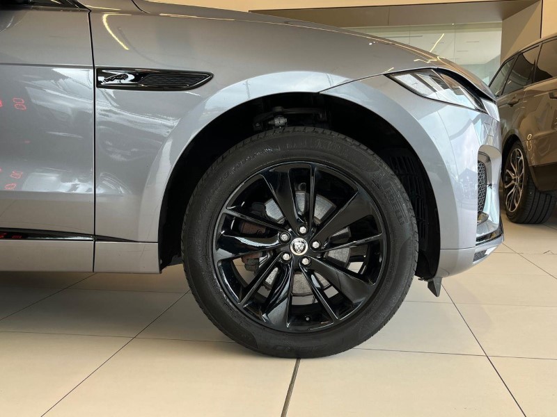 2023 (73) JAGUAR F-PACE 2.0 D200 R-Dynamic SE Black 5dr Auto AWD 5874095