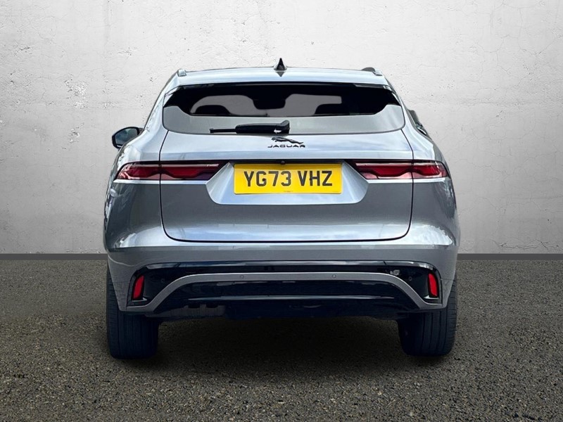 2023 (73) JAGUAR F-PACE 2.0 D200 R-Dynamic SE Black 5dr Auto AWD 5874093