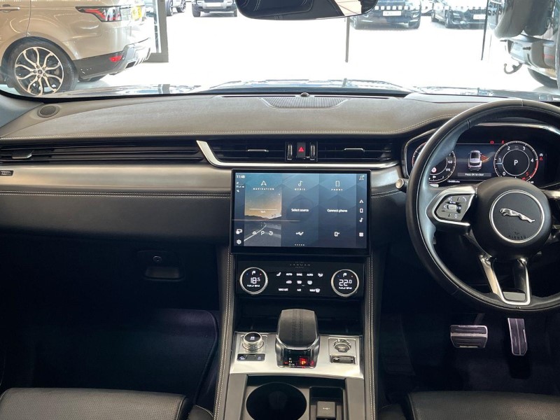 2023 (73) JAGUAR F-PACE 2.0 D200 R-Dynamic SE Black 5dr Auto AWD 5874101
