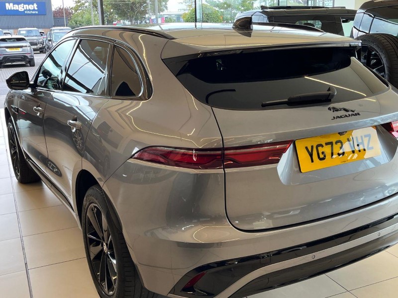 2023 (73) JAGUAR F-PACE 2.0 D200 R-Dynamic SE Black 5dr Auto AWD 5874146